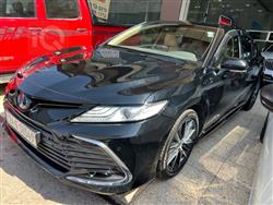 تۆیۆتا کامری